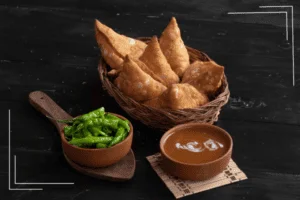 Halwaivala Samosa